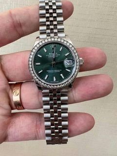(Category: ) located in . Submitted by vimymrwatch (Listing ID 1470983156, Image 1). Description: .