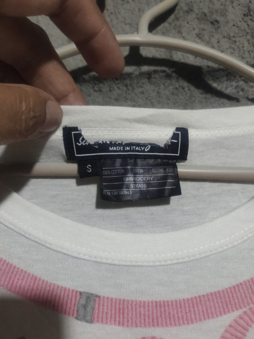 Salvatore Ferragamo (Category: Luxury Apparel) located in Legazpi City. Submitted by jaycie.thrift23 (Listing ID 1471047261, Image 3). Description: Salvatore Ferragamo excellent condition small on tag 17W 26L.