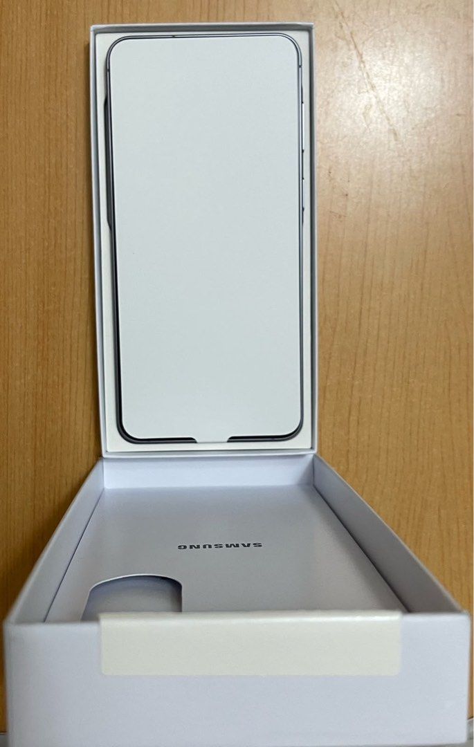 Samsung A57 (Category: Samsung) located in Dasmarinas. Submitted by oyies_closet (Listing ID 1470933015, Image 3). Description: For Sale ONLY Brand new Samsung Galaxy A57 5G 8GB RAM/128 GB ROM BOX OPENED FOR CHECKING UNIT ONLY (NEVER BEEN USED) RFS - Spare lang .