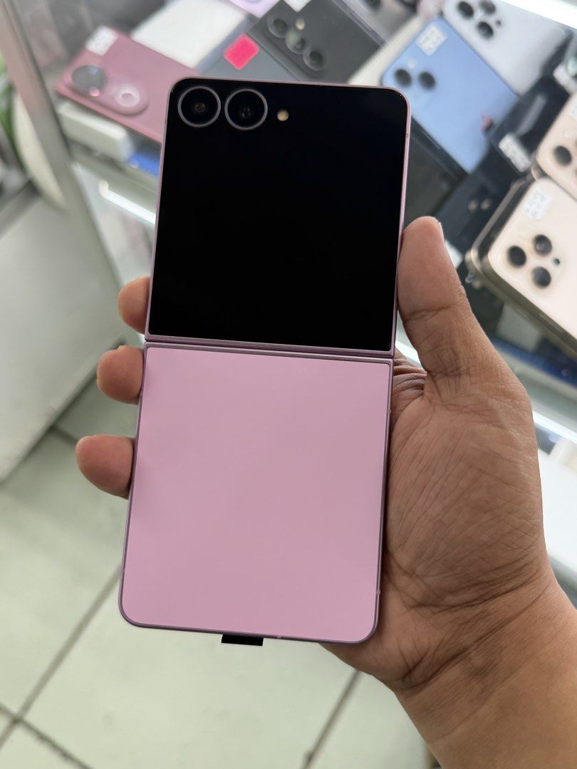 Samsung Flip 8 512gb NTC FU COMPLETE (Category: Samsung) located in Manila. Submitted by ram-gadget-shop (Listing ID 1471024503, Image 2). Description: 📍 GREENHILLS SHOPPING CENTER 🔥 RUSH RUSH RUSH SALE! 🔥 📱 iPHONES & ANDROID PHONES FOR SALE & SWAPPING! ✨ ✅ Smooth & Fast Performance ✅ Slightly Used / Well-Maintained Units ✅ Reset to Factory Settings ✅ No Hidden Issues ✅ Free Unit Checking ✅ With Warranty 🎁 FREEBIES INCLUDED: ✅ Phone Case ✅ T