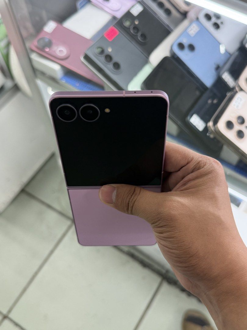 Samsung Flip 8 512gb NTC FU COMPLETE (Category: Samsung) located in Manila. Submitted by ram-gadget-shop (Listing ID 1471024503, Image 3). Description: 📍 GREENHILLS SHOPPING CENTER 🔥 RUSH RUSH RUSH SALE! 🔥 📱 iPHONES & ANDROID PHONES FOR SALE & SWAPPING! ✨ ✅ Smooth & Fast Performance ✅ Slightly Used / Well-Maintained Units ✅ Reset to Factory Settings ✅ No Hidden Issues ✅ Free Unit Checking ✅ With Warranty 🎁 FREEBIES INCLUDED: ✅ Phone Case ✅ T