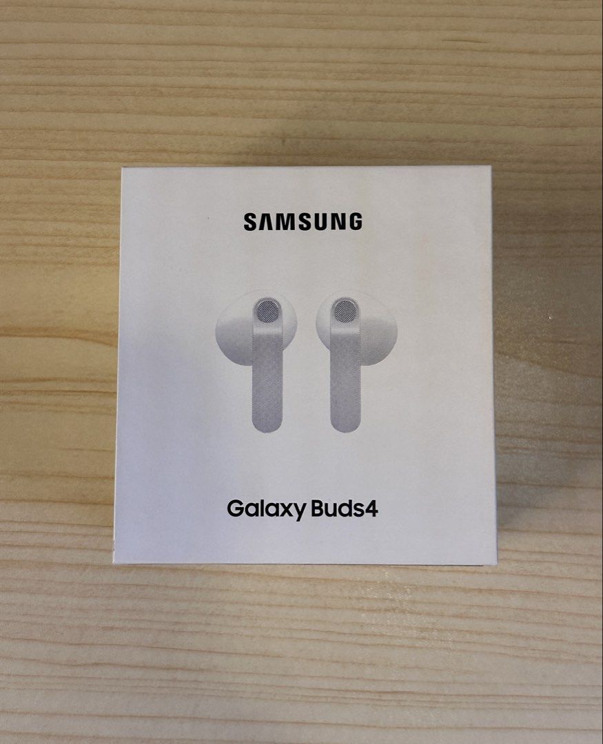 Samsung Galaxy Buds4 wireless earbuds (Category: Earphones) located in San Juan City. Submitted by kktlim18 (Listing ID 1470992997, Image 1). Description: Samsung Galaxy Buds 4 Selling For : 7,995 Nego Original SRP : 10,890 - Condition: Brand new, unopened box with factory seals intact on top and bottom RFS : Extra If Interested: pwede niyo ako hanapin sa 0960.395.0888 (Viber Ready) I am not active on carousel Loc : San Juan City Shipment via Lal