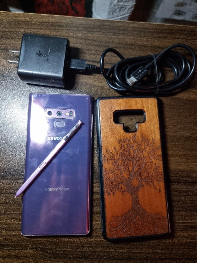 SAMSUNG NOTE 9 128gb (Category: Samsung) located in Pinamalayan. Submitted by cutiegurl2015 (Listing ID 1471108771, Image 3). Description: NO ISSUE with case and charger.