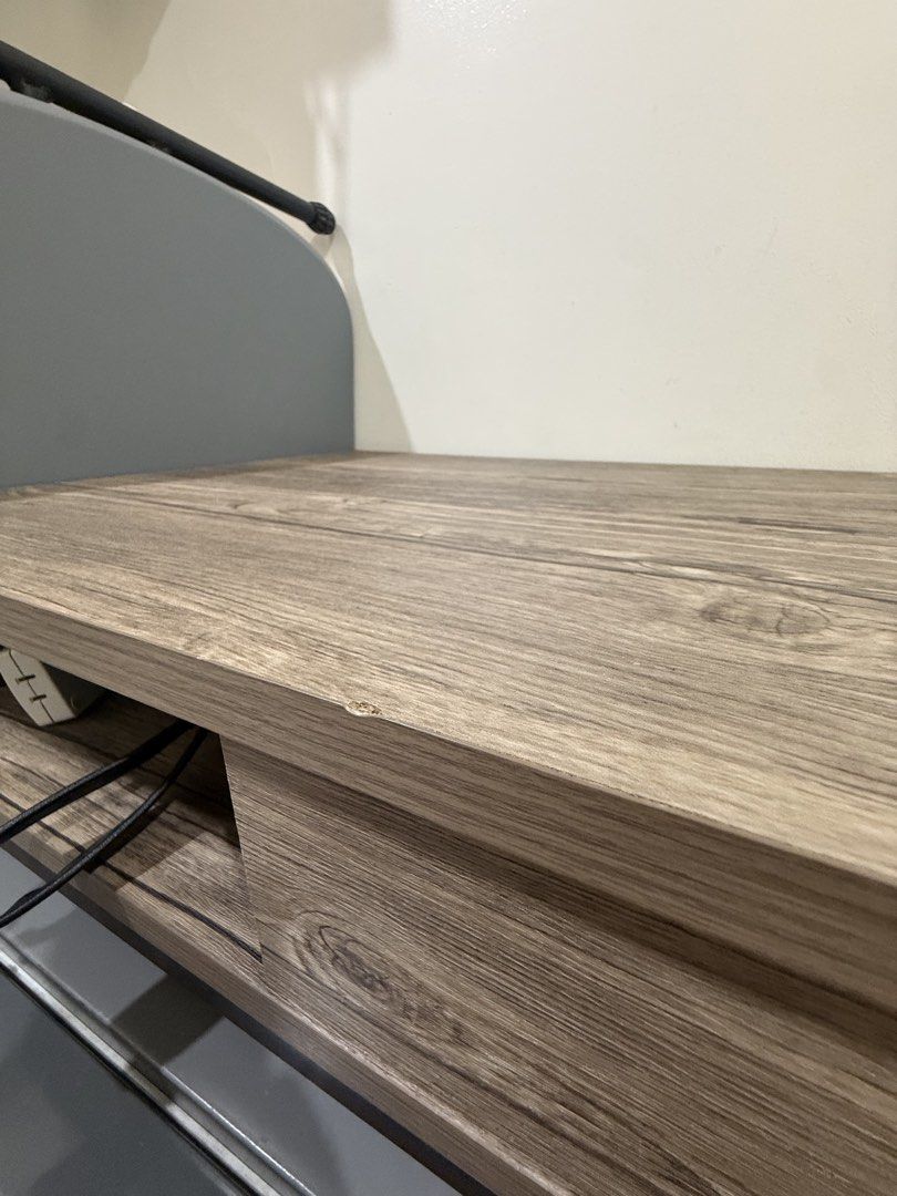 San yang computer table (Category: Tables & Sets) located in Makati City. Submitted by senyoritascloset (Listing ID 1471076170, Image 3). Description: RUSH!!!! Size: 110x 48x 76 cm (LWH) Sf shouldered by buyer rfs: moving out .