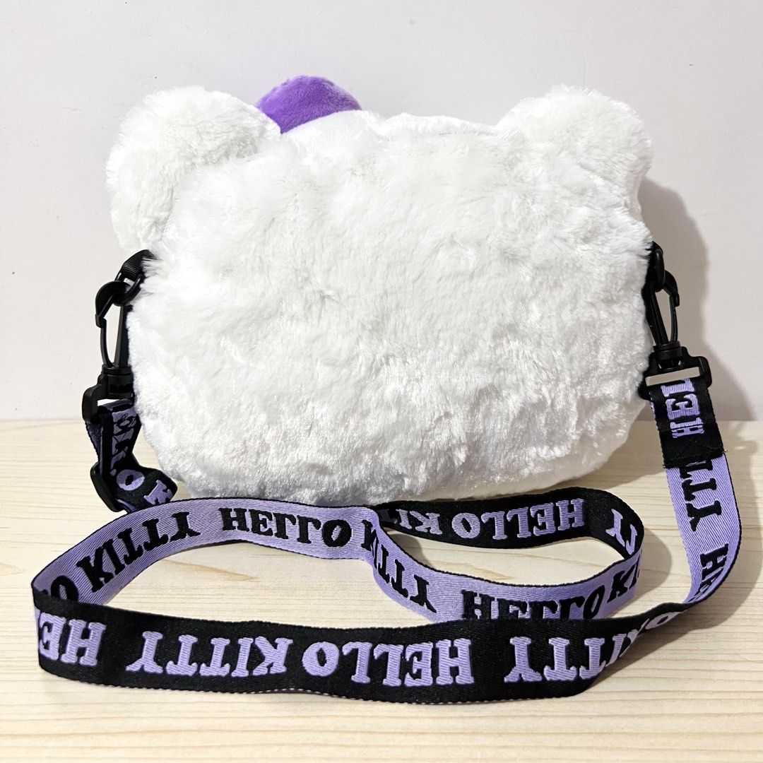 Sanrio Hello Kitty Plush Sling Bag (adjustable sling) 25x20cm - Php 750 (Category: Character Goods) located in Davao. Submitted by pandorastoybox (Listing ID 1471028843, Image 2). Description: Sanrio Hello Kitty Plush Sling Bag (adjustable sling) 25x20cm - Php 750.