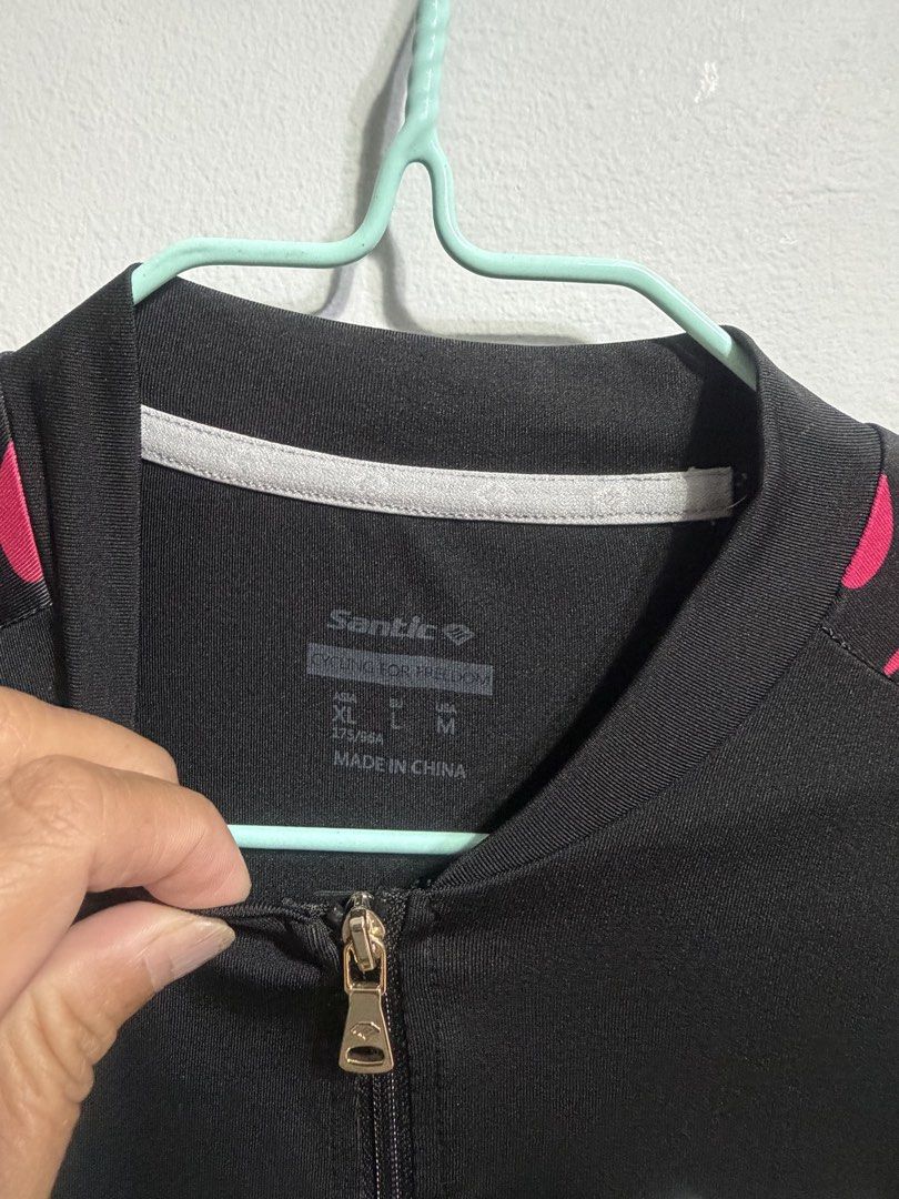 Santic long sleeve cycling jersey (Category: Bicycles) located in Bacoor. Submitted by luvtoshoppe (Listing ID 1471064054, Image 3). Description: .