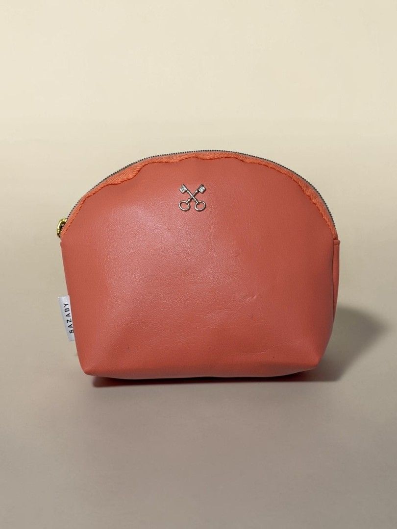 SAZABY LEATHER POUCH (Category: Purses & Pouches) located in Las Pinas. Submitted by annachiaonair2037 (Listing ID 1470127024, Image 1). Description: Sazaby LEATHER POUCH FROM JAPAN Disclaimer: I am not affiliated with, associated with, or authorized by any of the brands featured posted. Any mention of brand names, trademarks, or logos is solely for identification and reference purposes only..