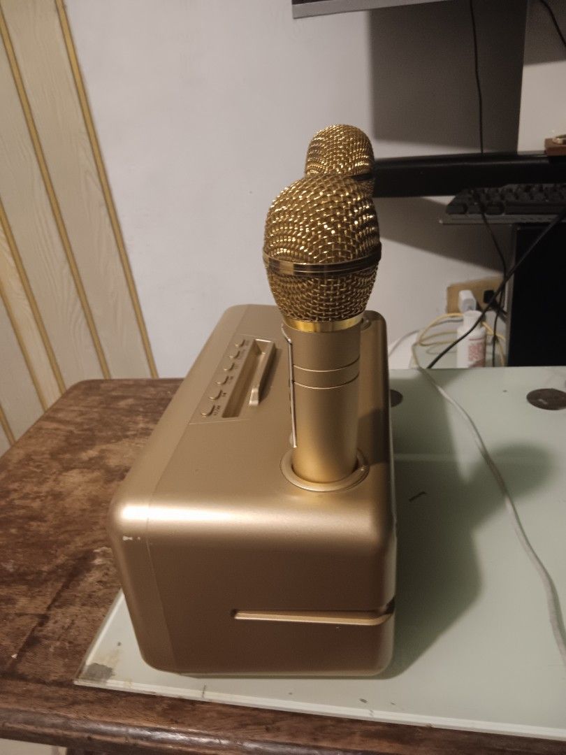 sd319 pro karaoke speaker (Category: Soundbars, Speakers & Amplifiers) located in Manila. Submitted by salvanapri51625 (Listing ID 1471054806, Image 2). Description: .