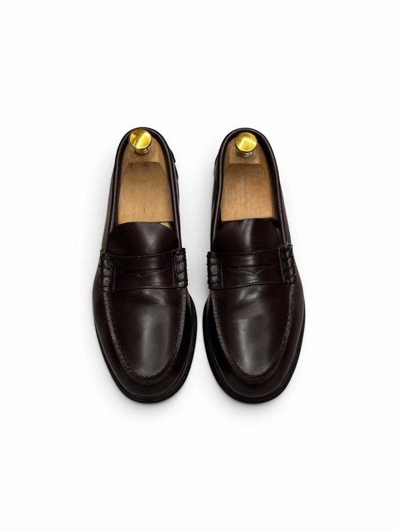 Sebago Classic Dan Penny Loafer (Category: Dress Shoes) located in Valenzuela. Submitted by katadatakph (Listing ID 1471071980, Image 2). Description: Sebago Classic Dan Penny Loafer Size: 7-7.5US Hand-sewn from premium smooth leather, this Sebago Classic Dan Leather Penny Loafers pay tribute to the brand’s New England Ivy League heritage. They feature a traditional beefroll stitch on the sides along with a robust, durable leather outsole. ₱2,660