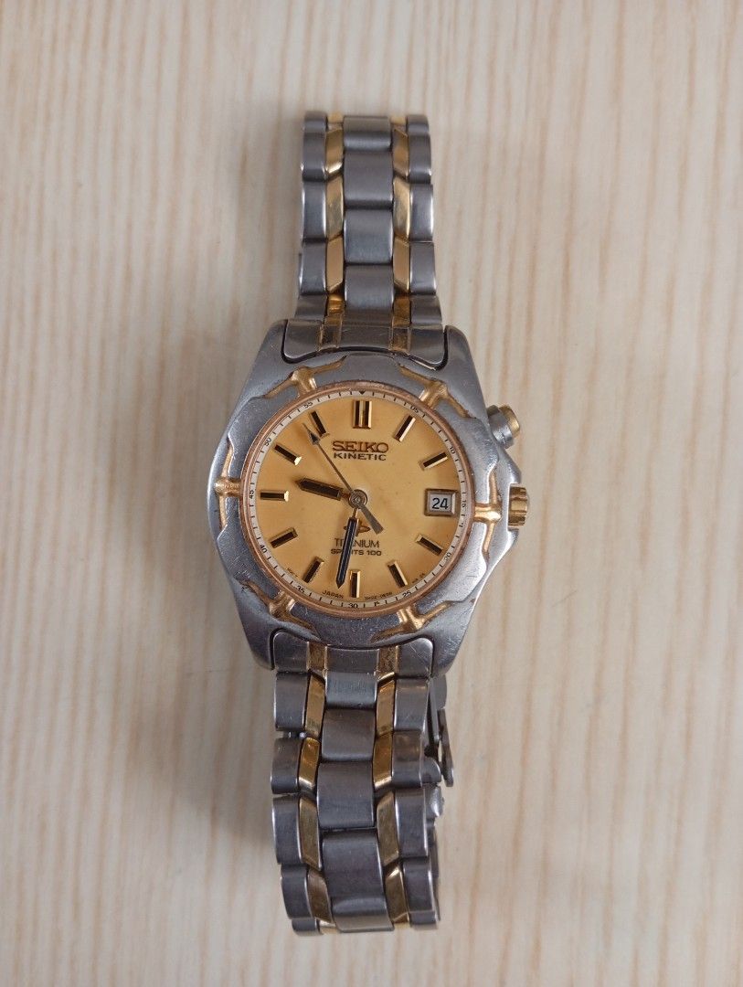 Seiko kinetic titanium (Category: Women's Watches) located in Las Pinas. Submitted by quick_deals_great_finds2 (Listing ID 1470939318, Image 2). Description: Original good working condition Quartz kinetic automatic with battery 30mm Fits wrist 7.2 inches.