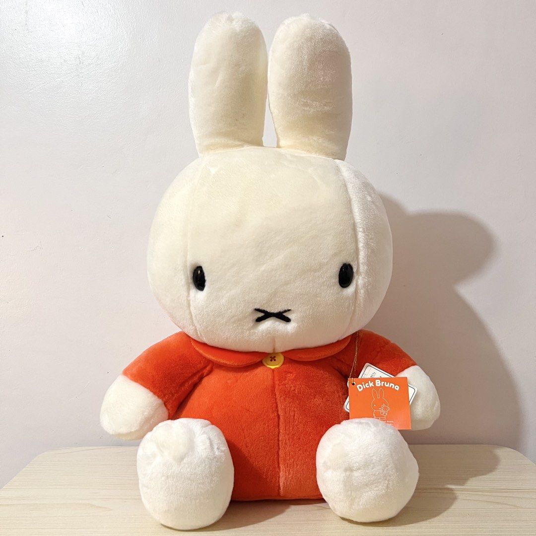Sekiguchi Miffy BIG Plush height: 50cm - Php 1,000 (Category: Character Goods) located in Davao. Submitted by pandorastoybox (Listing ID 1470985899, Image 1). Description: Sekiguchi Miffy BIG Plush height: 50cm - Php 1,000.