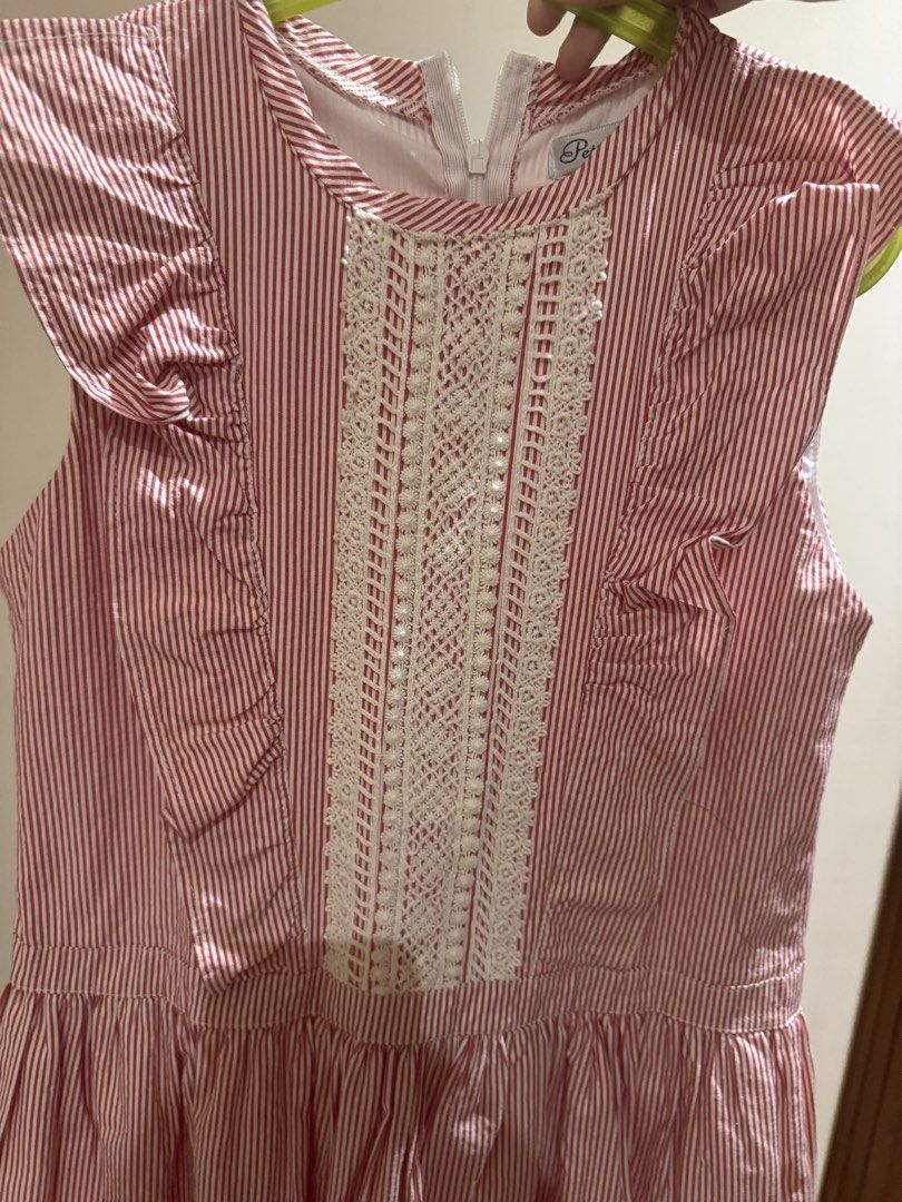 Selling Peppermint Red Dress (Category: Babies & Kids Fashion) located in Pasig City. Submitted by crabramenlover (Listing ID 1471088673, Image 3). Description: 📌 Original Peppermint kids dress, bought in the Philippines. 📌secondhand, was used a few times. 📌 Size XS. 📌 can fit ages 11-14 📦 Meetup Loc: Estancia, Pasig City. .