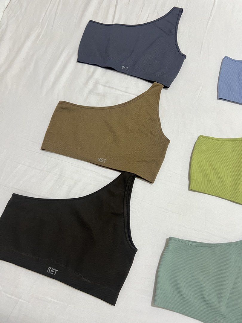 SET Active sculptflex sports bras (Category: Activewear) located in Paranaque City. Submitted by discodaydream (Listing ID 1470953122, Image 3). Description: All size LARGE SET Active sculptflex bras 100% authentic and never used SRP is $49.50 or P2970 (1 USD = 60 at the time) I bought these years ago and I bought a lot to resell Please refer to their official website for sizing .