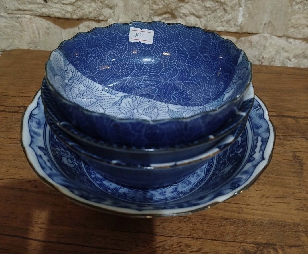 set of 4 bowl (Category: Dinnerware & Cutlery) located in San Fernando. Submitted by dntjapansurpluselyu (Listing ID 1471081274, Image 2). Description: .