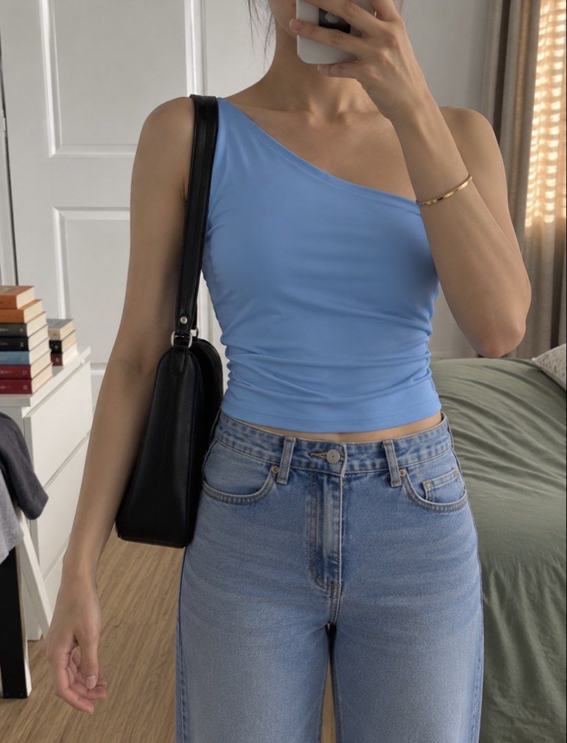 SHEIN Blue One-Shoulder Asymmetrical Top (Category: Sleeveless) located in Muntinlupa City. Submitted by alexisofia (Listing ID 1471084860, Image 1). Description: brand new, never worn/ excellent condition Size: L (EU 40 / US 12 / UK 14) Brand: SHEIN Color: Blue.