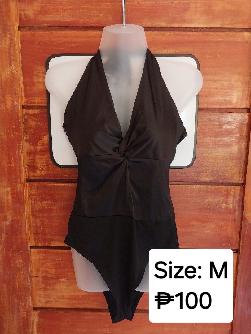 Shein Halter Neck Bodysuit (Category: Sleeveless) located in Binangonan. Submitted by verystrawberryyyyy (Listing ID 1471010307, Image 1). Description: REMINDERS: • Colors may vary slightly due to lighting. • Please check photo for the item's condition, price, and size. • DM me for more details or inquiries! Thank you! ✨️.