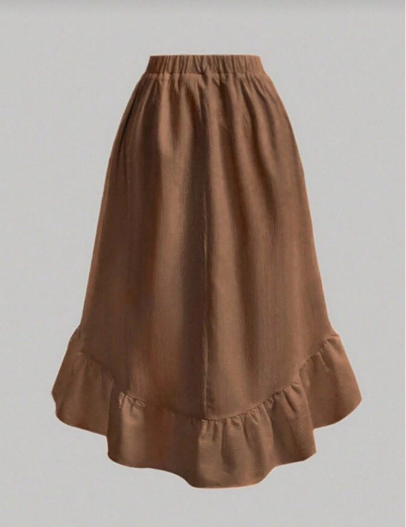 Shein Plus Size Brown Skirt (Category: Skirts) located in Malolos. Submitted by basementbargain (Listing ID 1471055905, Image 3). Description: Size: 1XL Product Measurement: Length: 95 cm Waist Size: 90-124 cm Never worn.