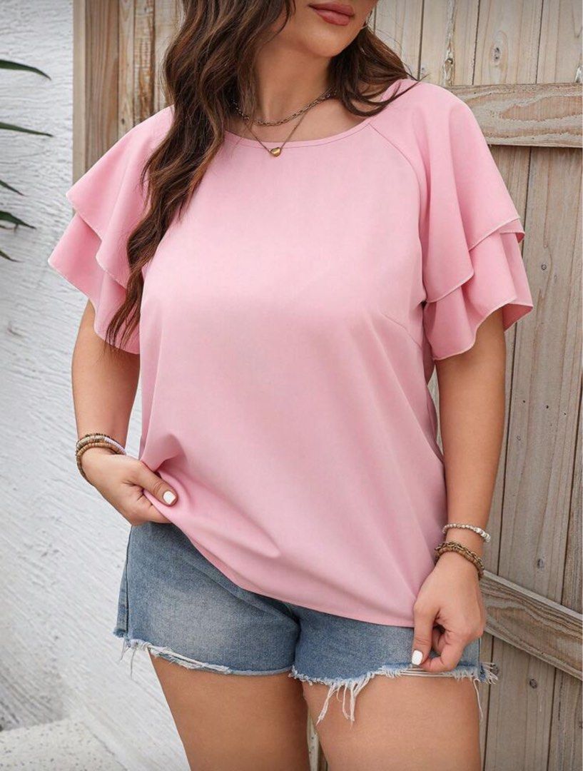 Shein Plus Size Pink Blouse (Category: Blouses) located in Malolos. Submitted by basementbargain (Listing ID 1471062117, Image 1). Description: Size: 0XL Product Measurement: Length: 66.5 cm, Bust: 116 cm, Cuff: 59.8 cm.