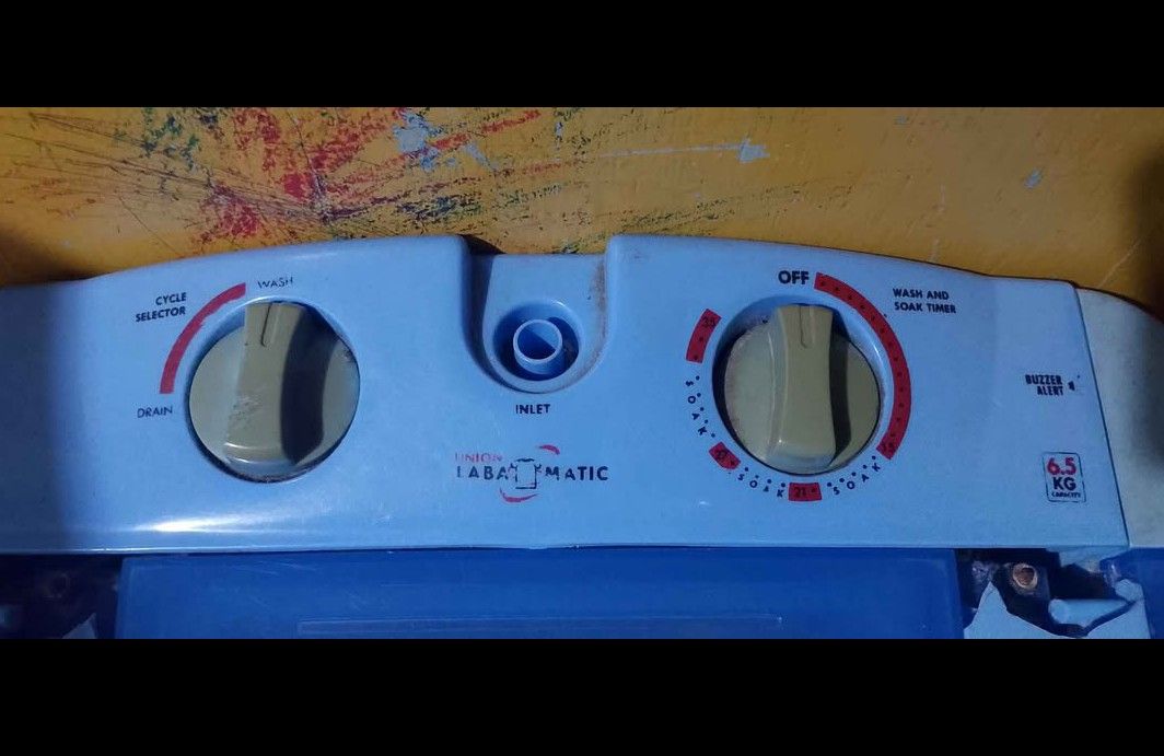 Single Washing Machine (Category: Washing Machines and Dryers) located in Valenzuela. Submitted by justgorjas (Listing ID 1470938334, Image 1). Description: NO HISTORY OF REPAIR ‼️ Location: Valenzuela City (pls pacheck muna ng sf sa lalamove before messaging me).