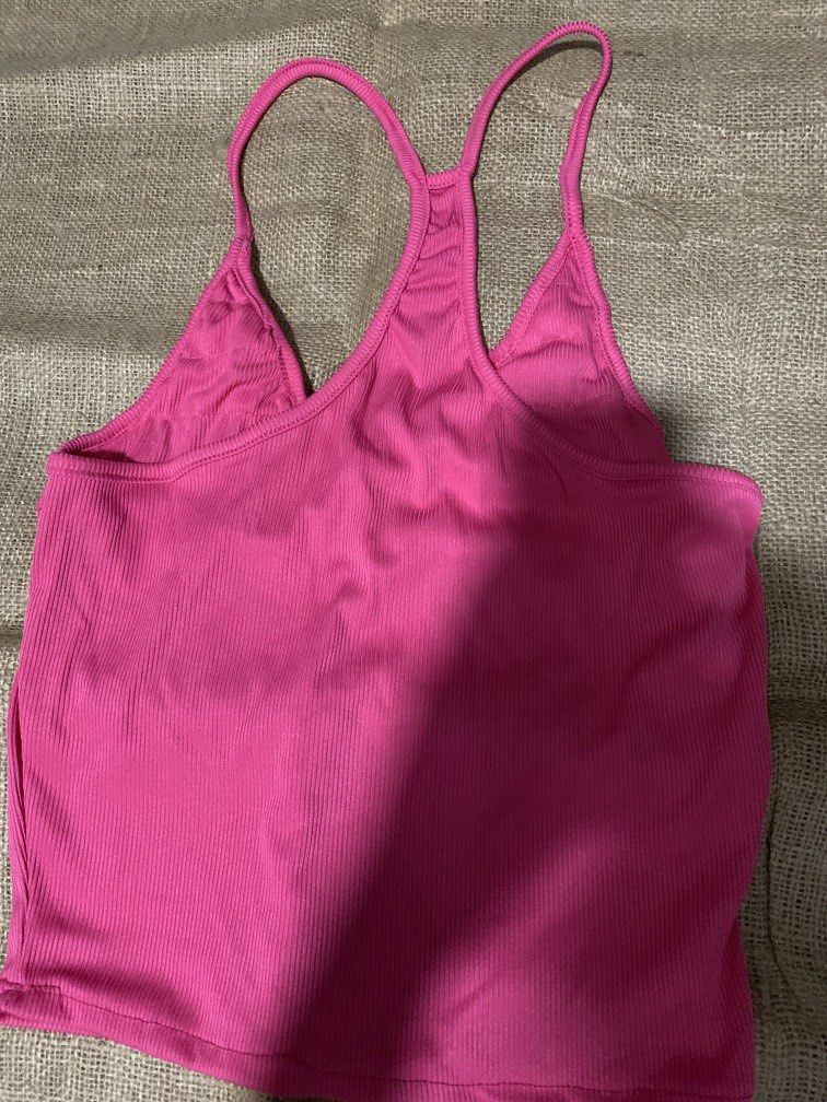 Sleevless Tank Top (Category: Sleeveless) located in Caloocan City. Submitted by estrellamanila (Listing ID 1470994339, Image 3). Description: 100 each.
