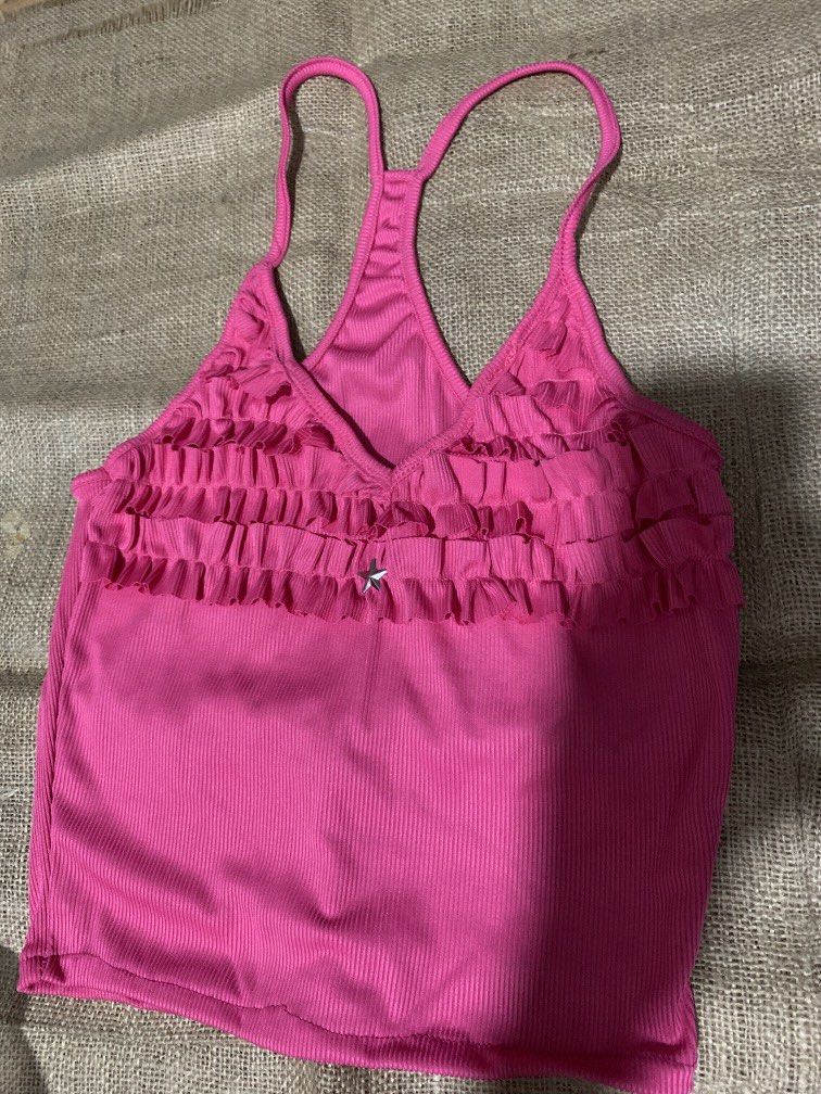 Sleevless Tank Top (Category: Sleeveless) located in Caloocan City. Submitted by estrellamanila (Listing ID 1470994339, Image 2). Description: 100 each.
