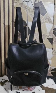 (Category: ) located in . Submitted by jenreds.fashion. (Listing ID 1471008556, Image 1). Description: .
