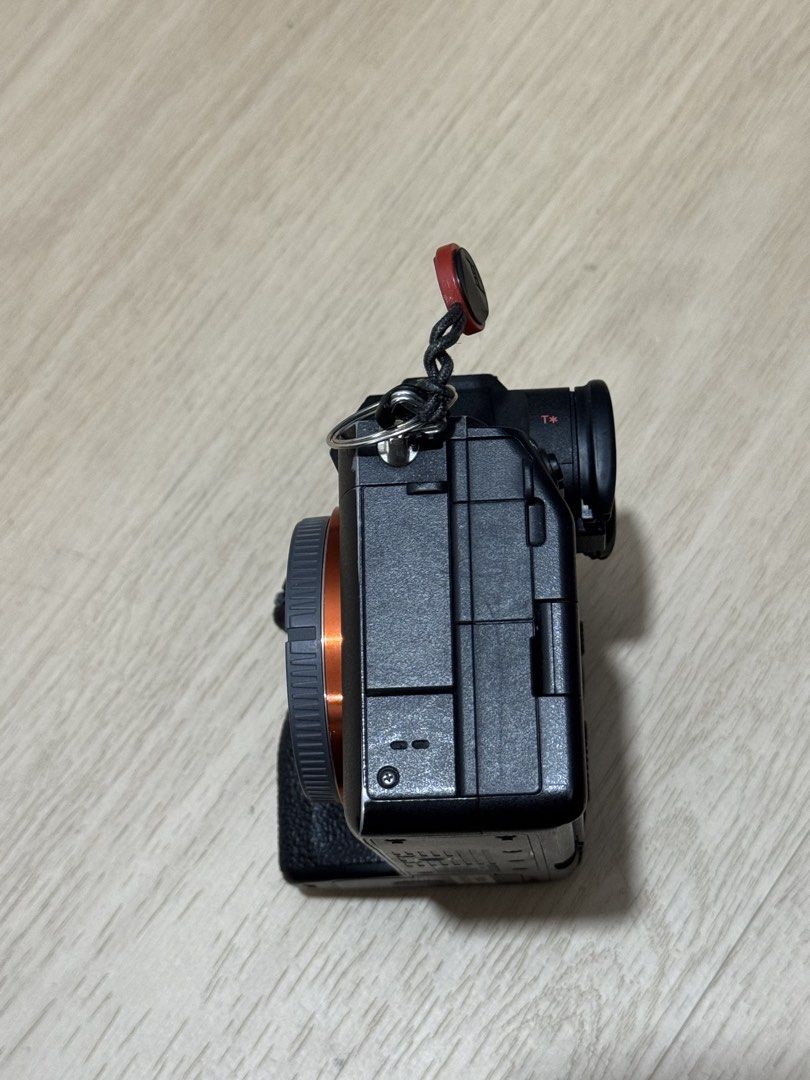 Sony A74 (Category: Cameras) located in Kuala Lumpur. Submitted by patzai88 (Listing ID 1471077921, Image 2). Description: SC 366k still doing good Reason for sell as got 2 same body Cash on Delivery : Subang / Puchong / Bukit Jalil.