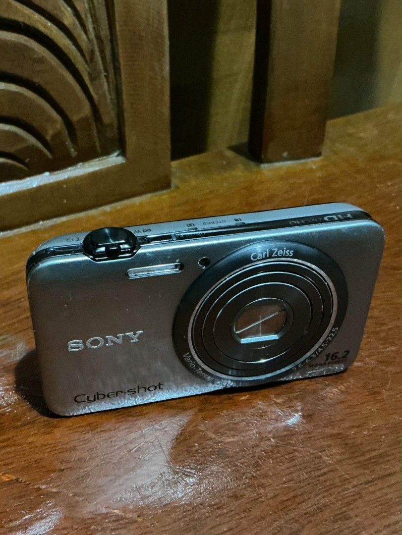 Sony Cyber-shot DSC-WX7 16.2MP Digital Camera (Category: Cameras) located in San Carlos. Submitted by otlzal (Listing ID 1470948069, Image 1). Description: - Model: Sony Cyber-shot DSC-WX7 (Silver) - Lens: Carl Zeiss Vario-Tessar - Resolution: 16.2 Megapixels - Zoom: 5x Optical Zoom - Video: High-Definition (HD) recording - Condition: Compact and pocket-friendly, great for daily use and travel RFS: Rarely used. DM for sample photos..
