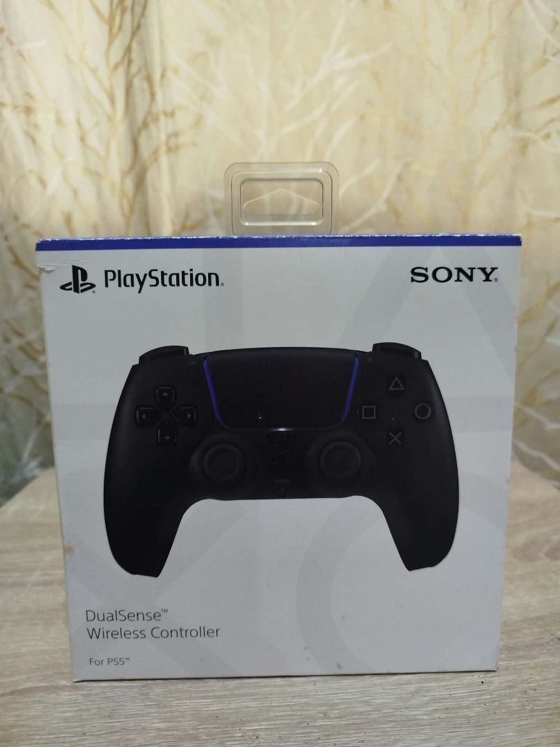 Sony PlayStation 5 DualSense Wireless Controller Midnight Black (Category: Controllers) located in Paranaque City. Submitted by thebiskwitcompany (Listing ID 1470989250, Image 2). Description: #58 Dual Sense 5 Controller P2595 -Unit only wih box -Very Good Condition with slight signs of usage sa back ng controller -no issue (ghost movement, buttons, wireless, battery) Compatible with PS5 and PC Shipping through grab/lalamove/jnt/lbc (COD/COP) Pic