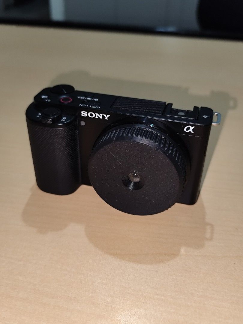 Sony Zv-e10 (Category: Cameras) located in Batangas. Submitted by collectorstarmac (Listing ID 1470852343, Image 2). Description: Sony ZVE10 mark i 2700+ sc Mint Condition Inclusions: Box and Manuals unused sony strap wrist strap Mini flash camera bag wind muff Kit Lens 32GB memory card 2bats and Charger Screen Protector cleaning Kit Lipa-Caloocan Loc meetup sm lipa or smgc.