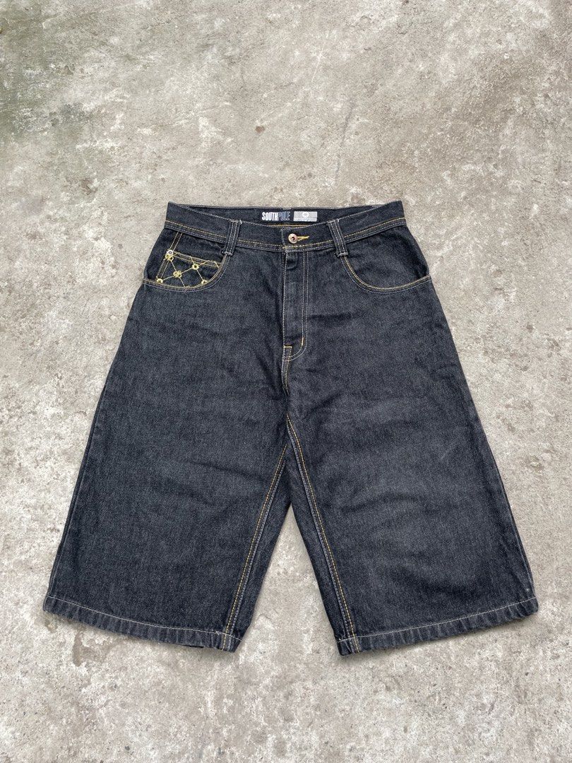 Southpole y2k silver tag 👑 (Category: Shorts) located in Roxas City. Submitted by patch_archive (Listing ID 1471073210, Image 2). Description: Southpole y2k silver tag 👑 📏 ACTUAL DIMENSION USING INCHES 👖 WAIST : 30 👖 LENGTH : 27 👖 HEM : 11.5 👖 FLAWS : NONE 🏷️ PRICE : 2.5K PHP + SF * MESSAGE ME IF YOU HAVE ANY OTHER QUESTION ABOUT SIZING . 🚚 Local shipping fee ( 70-85 Php) ✈️ International Shipping fee cost “DM” 💳 Mode of payment ( Gcash