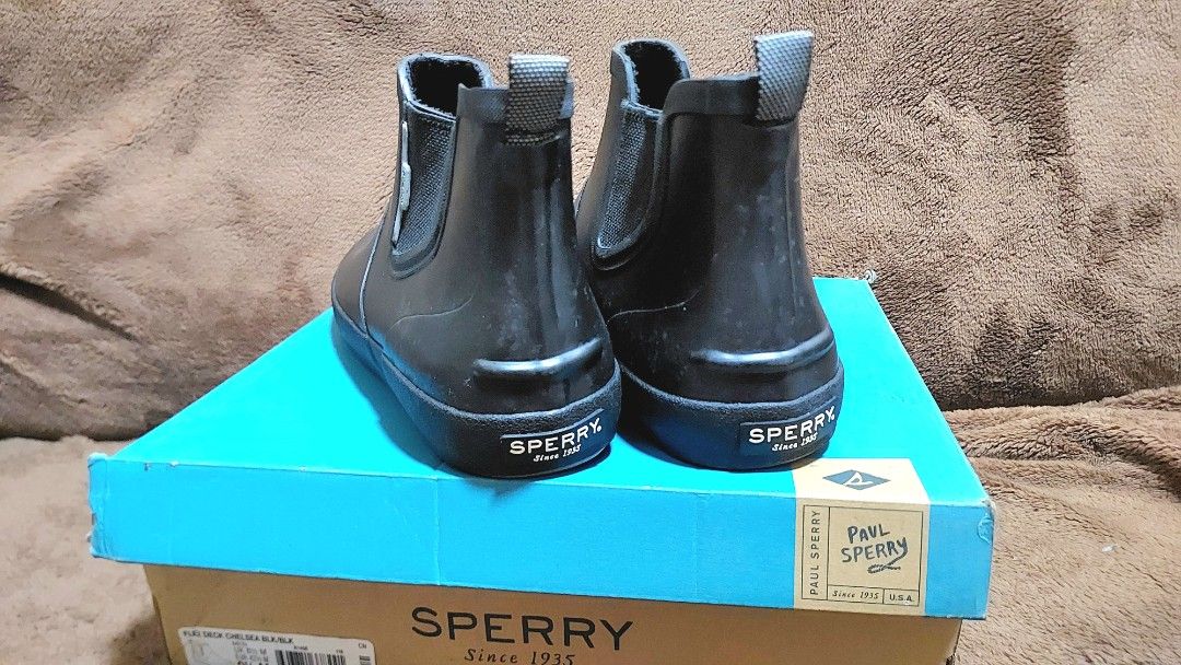 Sperry boots (Category: Sneakers & Footwear) located in Manila. Submitted by kimkimkimc53329 (Listing ID 1470934217, Image 2). Description: item used only once rfs: wrong size.