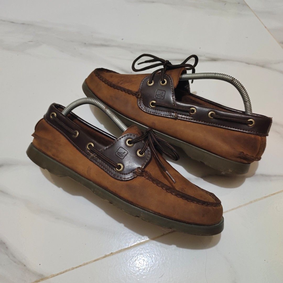 Sperry Topsider🔥 Size 8.5-9Mens (Category: Casual Shoes) located in Cebu City. Submitted by hasolehard (Listing ID 1470944922, Image 2). Description: Sperry Topsider🔥 Legit 💯 Size 8.5Mens❕1,350 only 💸 Thrifted US Selected Bundle 💯 In excellent condition 👌 Cebu area can do shipping nationwide 📦 Pm me for fast negotiation 📥.
