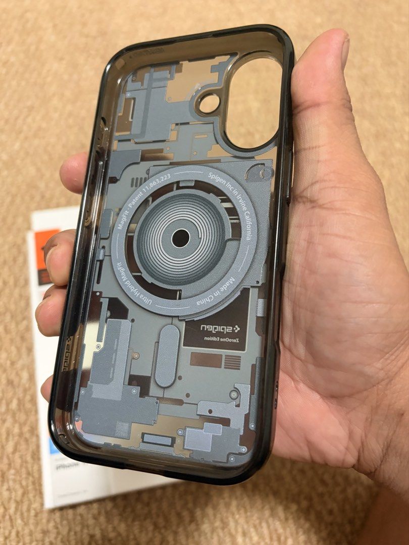 Spigen Ultra Hybrid iPhone 17 Base (Category: Other Mobile & Gadget Accessories) located in Antipolo. Submitted by daddywill (Listing ID 1471076427, Image 3). Description: Spigen Ultra Hybrid Phone Case (Original) For iphone 17 (Base model) Used but not abuse 9/10 Complete w box Antipolo location Ship / Pick up ✅.