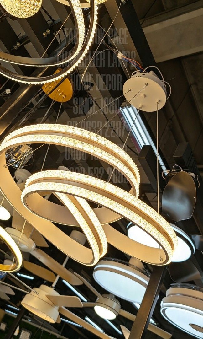 spiral modern hanging drop lamp (Category: Lighting) located in Antipolo. Submitted by homelightingtrading (Listing ID 1470933778, Image 2). Description: CASH ON DELIVERY METRO MANILA ONLY WITH DELIVERY FEE PROVINCE AREA PAYMENT FIRST POLICY WITH SHIPPING FEE. ORDER TODAY DELIVER SHIPPING TODAY.