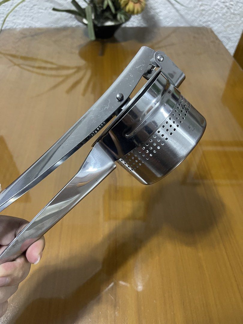 Stainless Steel Potato ricer / Squeezer (Category: Other Kitchenware & Tableware) located in Quezon City. Submitted by doublelkitchenwares (Listing ID 1471037797, Image 2). Description: Stainless Steel Potato ricer / Squeezer 10cm Makapal and mabigat Minimal sign of usage Pick up or shipping via lalamove Provincial 🚚j&t Novaliches Qc.