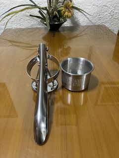 (Category: ) located in . Submitted by doublelkitchenwares (Listing ID 1471037797, Image 1). Description: .