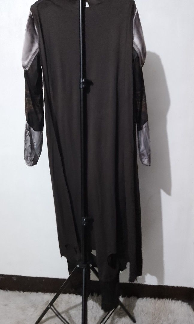 Star Wars Mandalorian 8 To 9 Years Old (Category: Babies & Kids Fashion) located in Marikina City. Submitted by alexfortu88925 (Listing ID 1470933159, Image 3). Description: Star Wars Mandalorian Costume 8 to 9 years old with cape , hole on the cape it is style and design ..