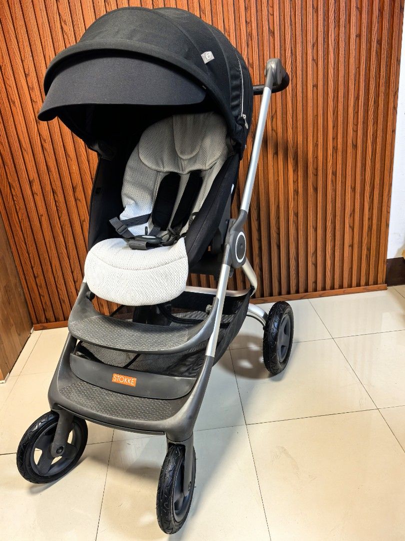 Stokke scoot stroller 🖤 (Category: Strollers) located in Manila. Submitted by miradoming32070 (Listing ID 1470963971, Image 3). Description: Stokke scoot For newborn to toddler Fully recline Adjustable seat High seat Jogger stroller Detachable seat With original stokke seat cover In Excellent condition Loc :bagumbong caloocan.