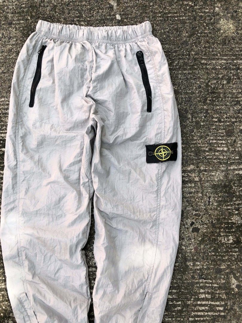 Stone island track jogger (Category: Coats, Jackets and Outerwear) located in Talisay. Submitted by thrift_ni_cj (Listing ID 1471053760, Image 3). Description: size M excellent condition.