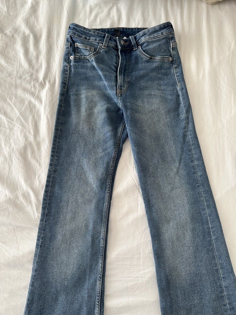 straight denim jeans (Category: Jeans) located in Quezon City. Submitted by 49diam (Listing ID 1470956760, Image 1). Description: sf shouldered by buyer.