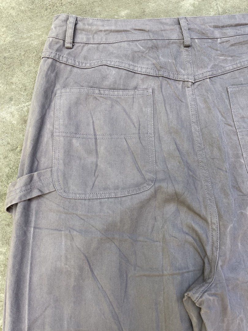 Studio Carpenter balloon Jeans (Category: Jeans) located in Roxas City. Submitted by patch_archive (Listing ID 1471063041, Image 3). Description: Studio Carpenter balloon Jeans 📏 ACTUAL DIMENSION USING INCHES 👖 WAIST : 35 👖 LENGTH : 39 👖 THIGH : 16 👖 HEM : 12 👖 FLAWS : NONE 🏷️ PRICE : 1K PHP + SF * MESSAGE ME IF YOU HAVE ANY OTHER QUESTION ABOUT SIZING . 🚚 Local shipping fee ( 70-85 Php) ✈️ International Shipping fee cost “DM” 💳 Mode of 