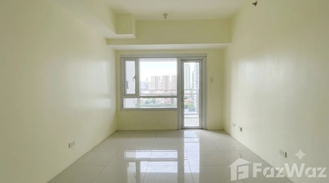 Studio Condo for sale at Grand View Tower (Category: Apartments & Condos) located in Makati City. Submitted by propertyproph (Listing ID 1471004295, Image 1). Description: 🏙️ FOR SALE | GRAND VIEW TOWER – Studio Condo 📍 Pasay City, Metro Manila ✨ Own a studio unit at Grand View Tower, completed in March 2026. A great option for personal use or property investment. 📐 Floor Area: 24.20 sqm 🛏️ Type: Studio 🛁 Bathroom: 1 💰 Selling Price: ₱5,847