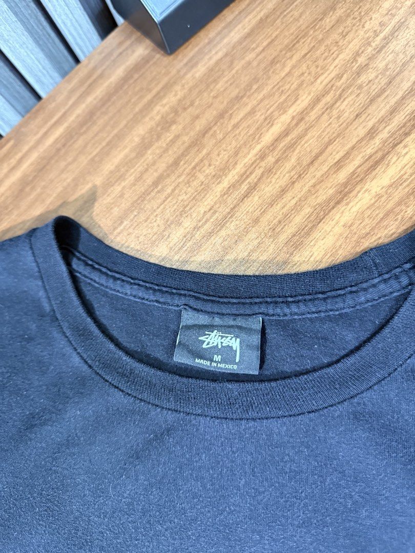 Stussy (Category: Activewear) located in Bulacan. Submitted by jomar_0705 (Listing ID 1470951379, Image 3). Description: Stussy Medium on tag W20 L27 Excellent condition Color rate 9.5/10 Minimal Crackprint.