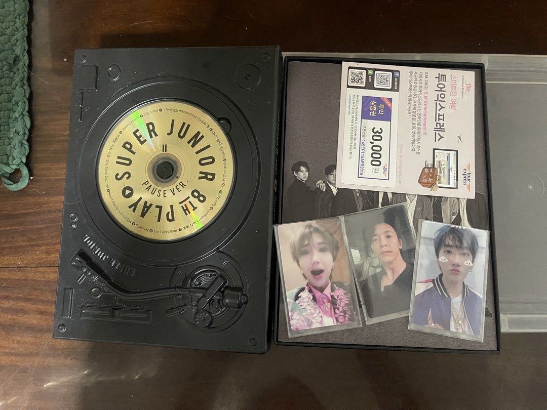 Super Junior 8th Album Play Pause Ver. (Category: CDs & DVDs) located in Manila. Submitted by andeachoi31 (Listing ID 1471030930, Image 1). Description: - Item: Super Junior 8th Album (Play Pause Version) - Condition: Overall clean and well-maintained - Inclusions: Black vinyl-style outer case, CD, photobook, 3 member photocards, and insert coupon - Perfect for: ELFs and K-pop collectors - SF via J&T / Flash or Same-Day Delivery within Metro Mani