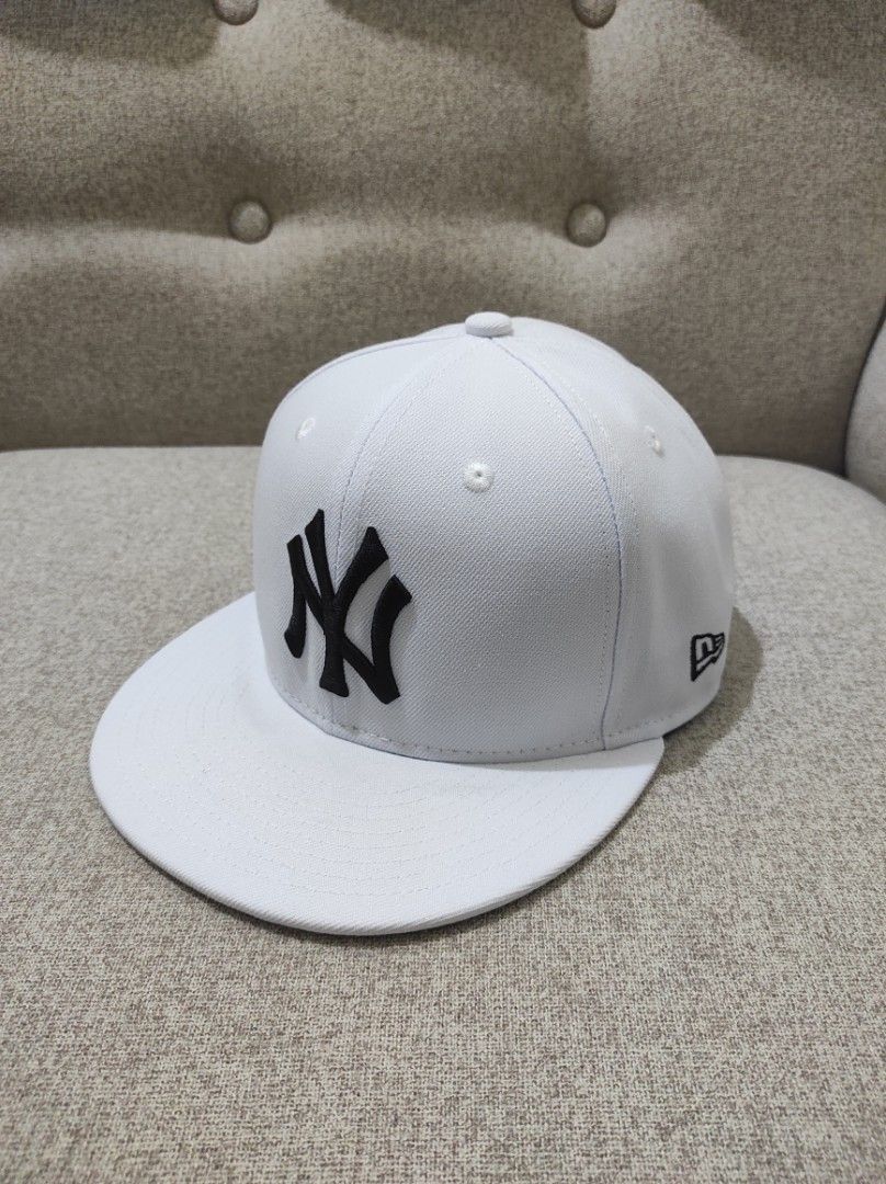 Supreme x New Era Cap Hat Black White (Category: Caps & Hats) located in Taguig. Submitted by rhenzel.chronoxthrift (Listing ID 1471073267, Image 2). Description: New Era 59FIFTY 7 1/4 Black and White Available 1300 with free sweatband Taguig location Lalamove and LBC COD / COP.
