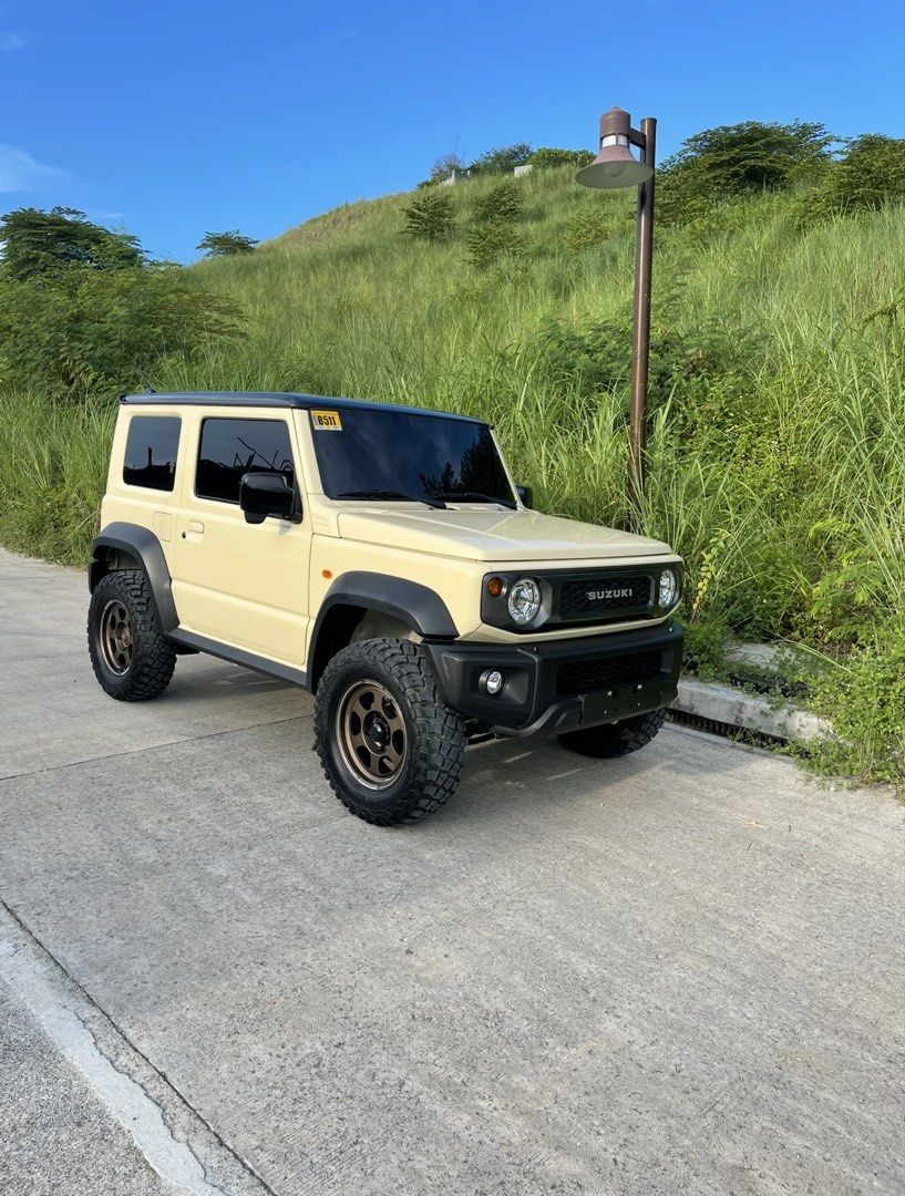 Suzuki Jimny 1.3 (A) (Category: Used Cars) located in Mandaue City. Submitted by vms288 (Listing ID 1471016066, Image 2). Description: 2021 Suzuki Jimny A/T Original volks racing wheels with bf goodrich mud terrain tire Very good condition 100% not flooded Negotiable .