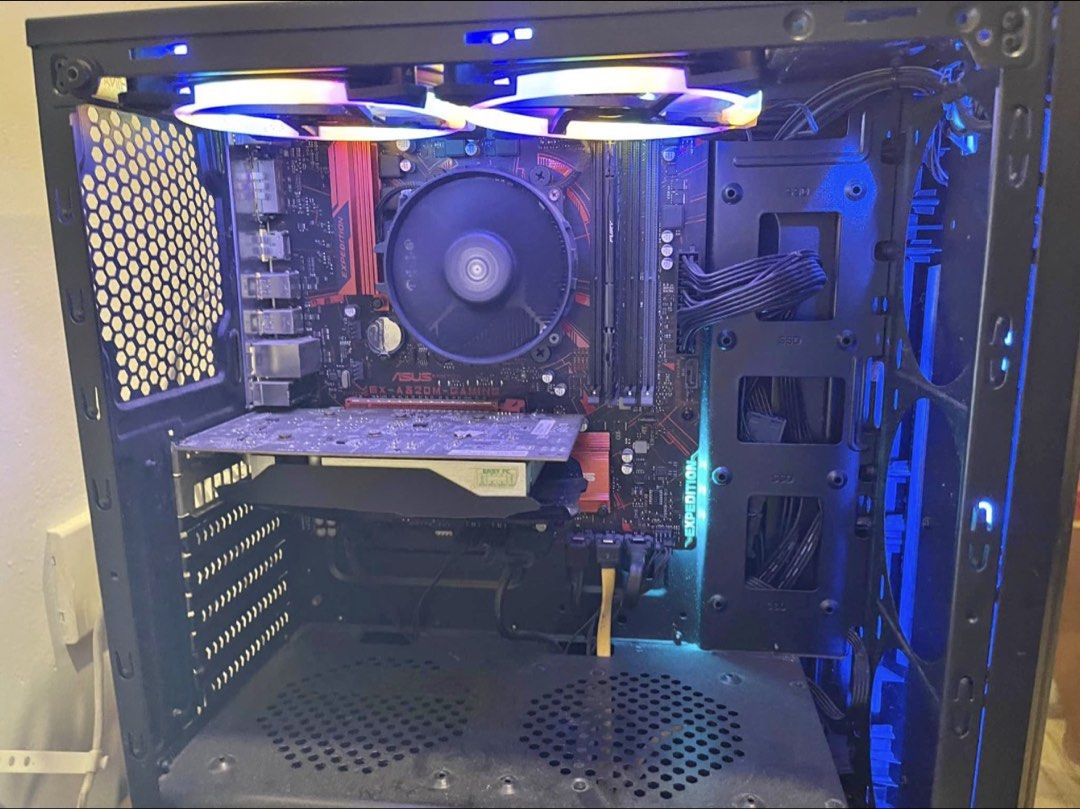 System Unit with Fujitsu Monitor (Category: Desktops) located in Quezon City. Submitted by predoeee (Listing ID 1471036472, Image 1). Description: - Case: Keytech with stylish blue LED lighting and dual top exhaust fans - Processor: AMD Ryzen 5 3600 - Graphics Card: NVIDIA GeForce GTX 1050 Ti - Memory: 8GB RAM - Storage: 223GB SSD (C-drive) + 465GB HDD (D-drive) - Operating System: Windows 10 Pro installed and ready to use - Condition: Clean inte