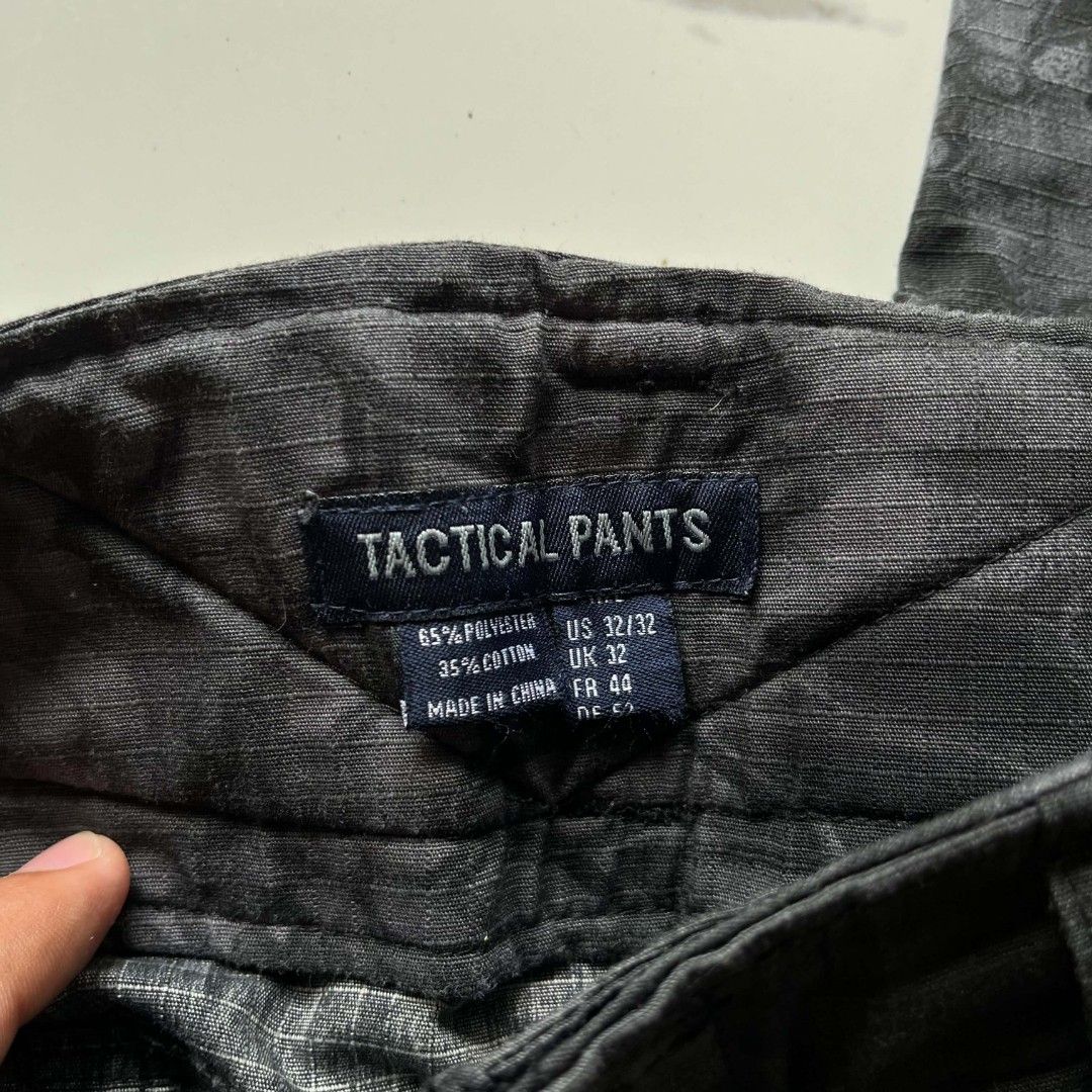 Tactical Pants Typhon Camo (Category: Jeans) located in Lucena. Submitted by thrft-nd-sll (Listing ID 1471072870, Image 3). Description: Tactical Pants Typhon Camo Size 32 Waistline -32 Length -41 Excellent Condition Need Wash .