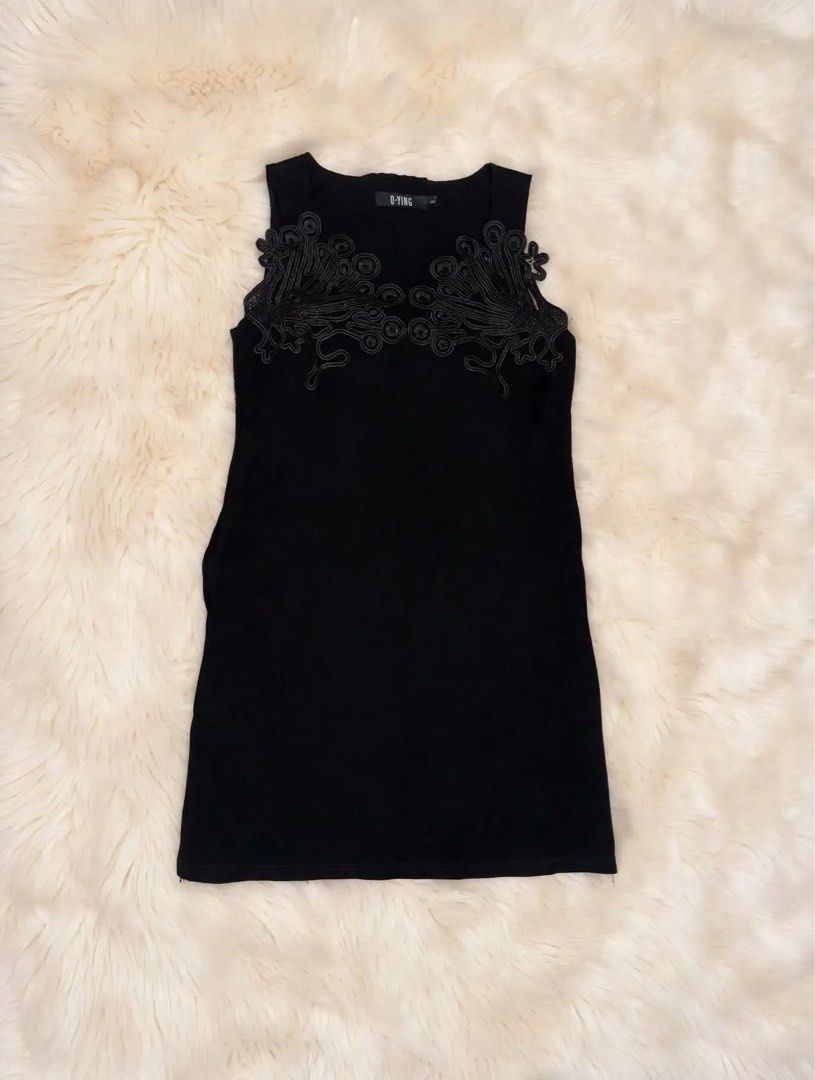 TAKE ALL MINI DRESS (Category: Dresses) located in Zamboanga. Submitted by my.closette (Listing ID 1471017871, Image 1). Description: Size: Xs-Small.